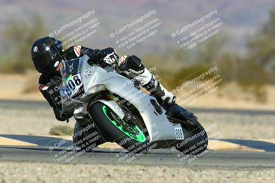 media/Jan-16-2022-CVMA (Sun) [[7f3d92989d]]/Race 2 Supersport Middleweight/